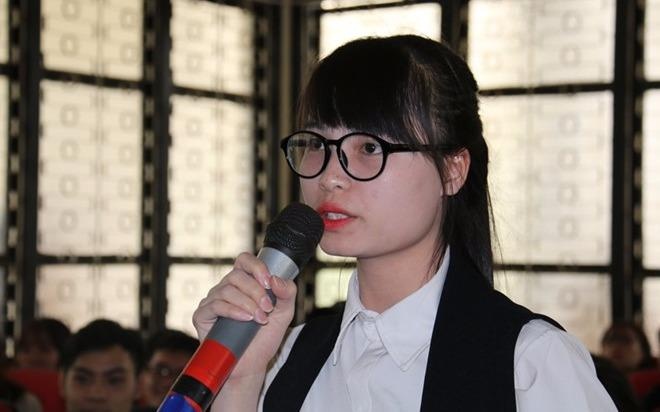 Nu sinh doi luong 2.000 USD gay tranh cai nhat tuan qua hinh anh