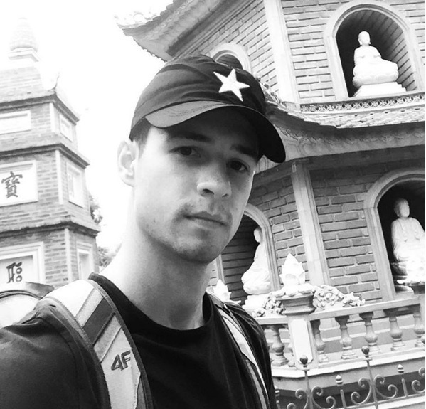 Chang Tay ban hoa qua o Hoi An anh 8