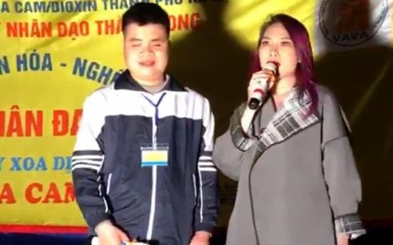 My Tam hat voi nguoi khuyet tat vao de thi Van lop 10 hinh anh