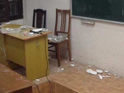 Mang tran roi trong gio hoc khien sinh vien so hai hinh anh