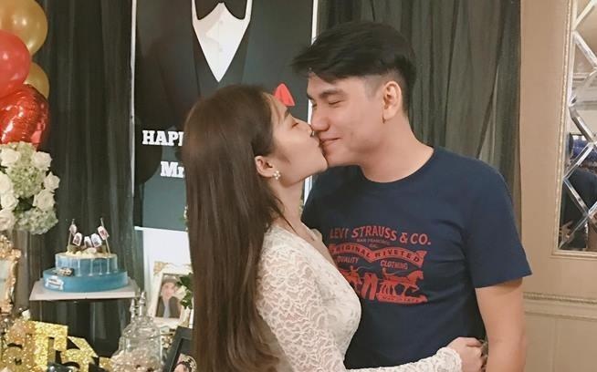 Co gai tu nhan e 21 nam chu dong cau hon ban trai hinh anh