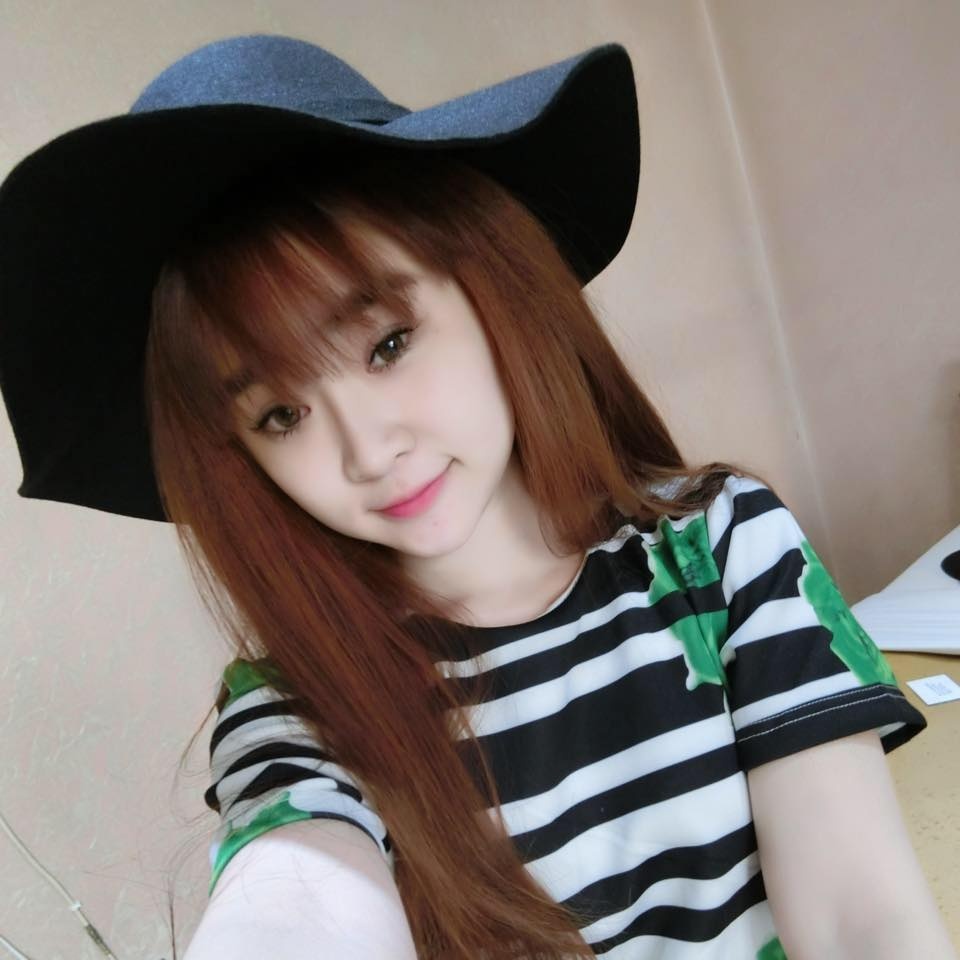 Co gai cau hon ban trai anh 1