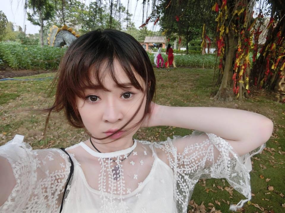 Co gai cau hon ban trai anh 3