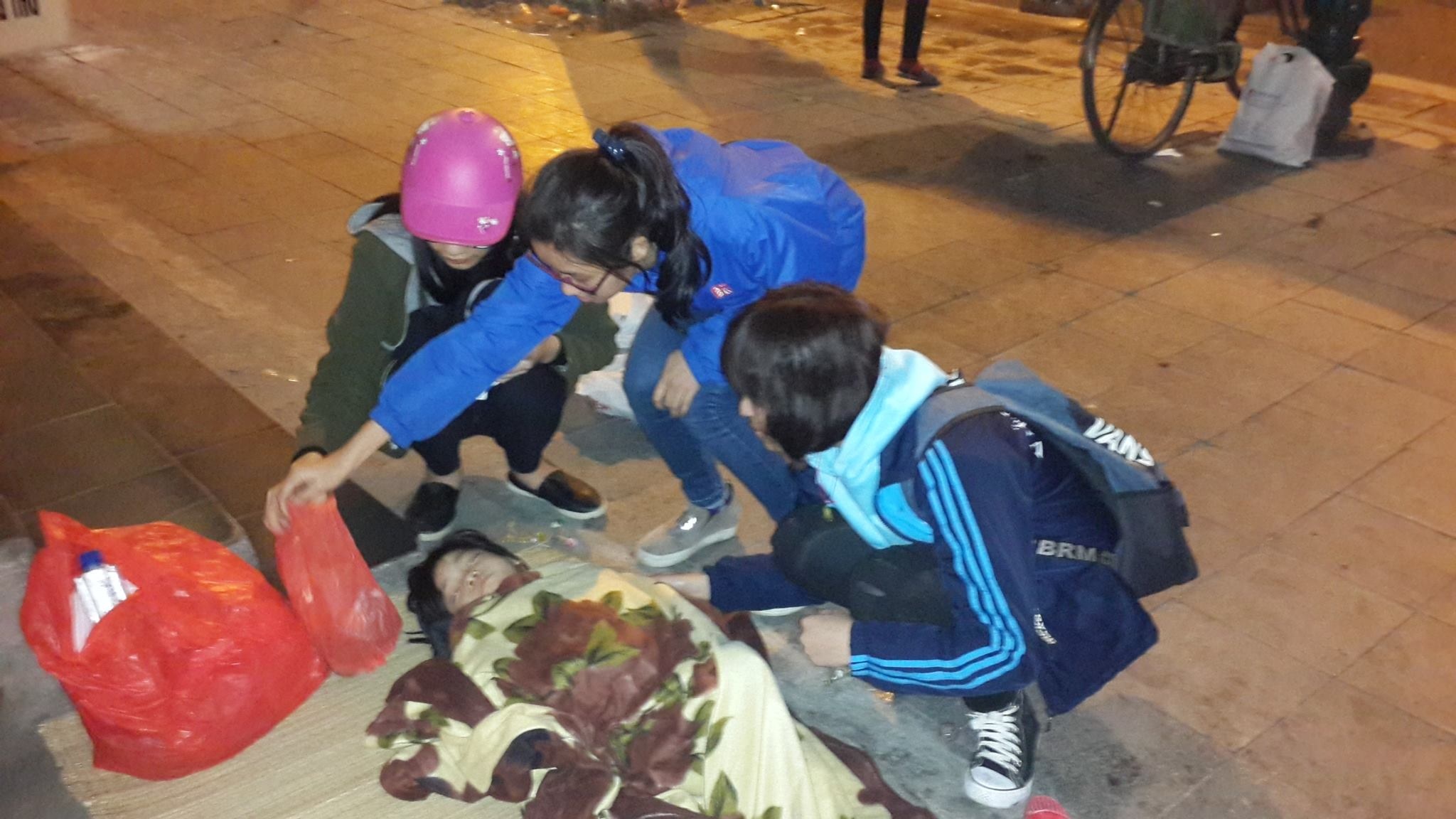 tặng bánh chưng ảnh 1 tang banh chung anh 1