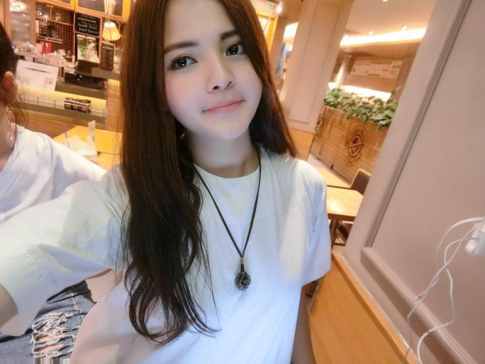 em gai hoa hau Tran Thi Quynh anh 10