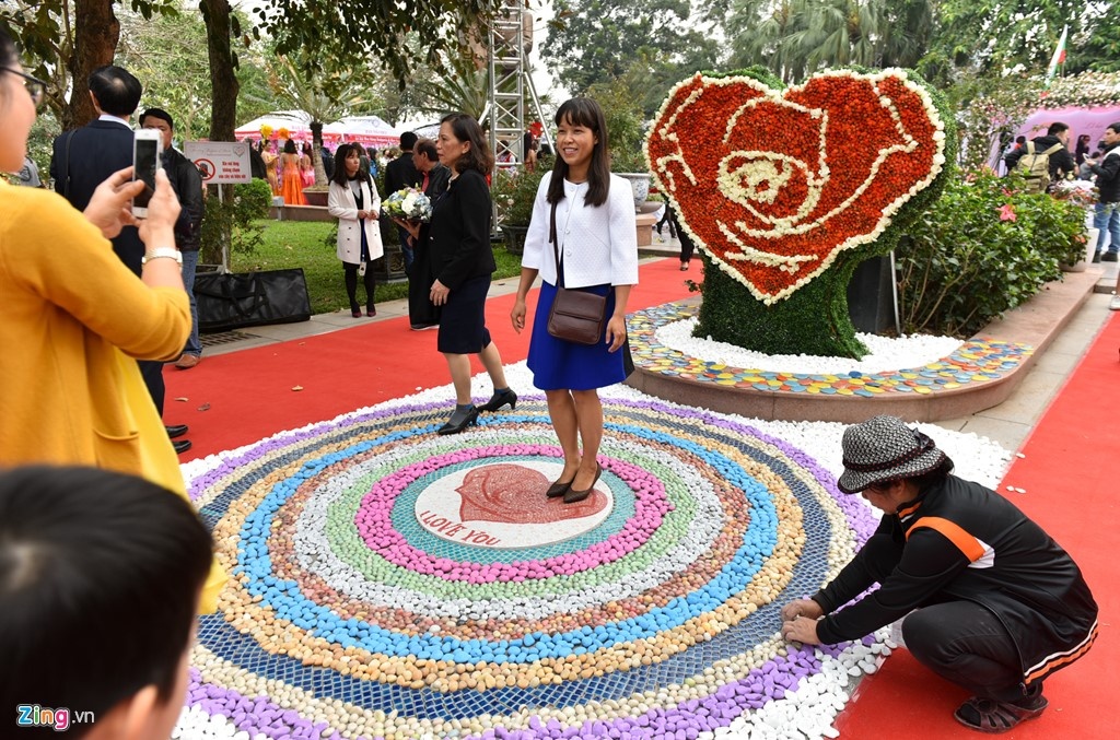 Le hoi hoa hong Bungaria anh 2