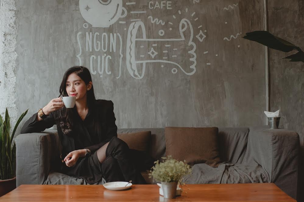 Nu chinh Di de tro ve anh 2