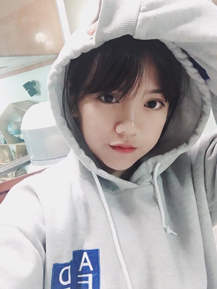 thieu nu 17 tuoi hat rap anh 3