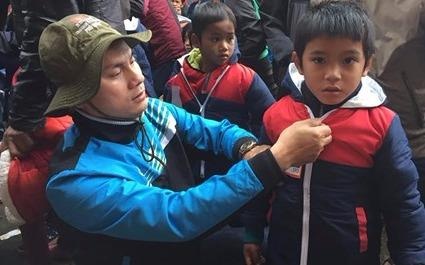 Thay giao viet co tich giua dai ngan Truong Son hinh anh