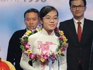 Nu sinh dat 2 HCV Olympic Vat ly: Du hoc de tim co hoi cong hien hinh anh