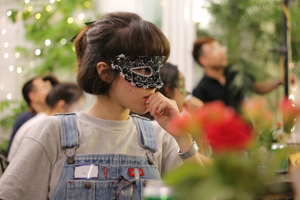 Cac ban tre thich thu tham gia hen ho giau mat hinh anh