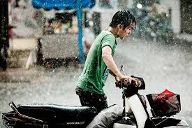 chia tay vì bạn trai không biết đi xe máy ảnh 2 chia tay vi ban trai khong biet di xe may anh 2