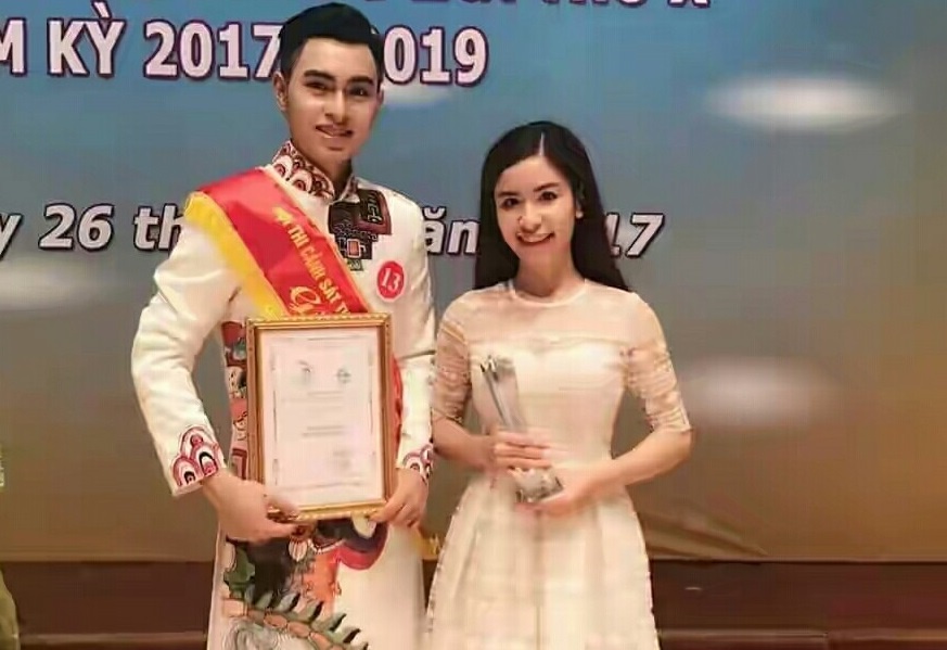 Nam vuong truong canh sat anh 6