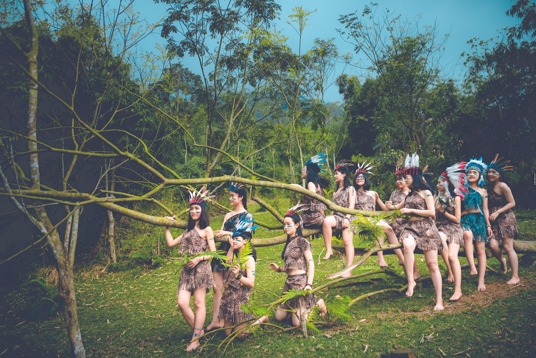 bộ kỷ yếu thổ dân ảnh 4 bo ky yeu tho dan anh 4