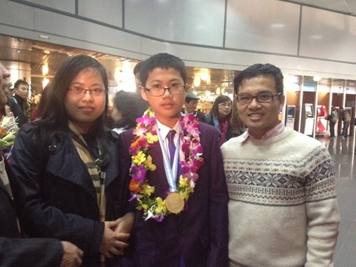 Chang trai vang cua doi tuyen Olympic Vat ly anh 3