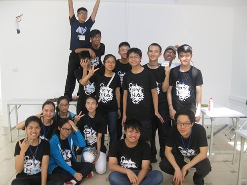 Chang trai vang cua doi tuyen Olympic Vat ly anh 2