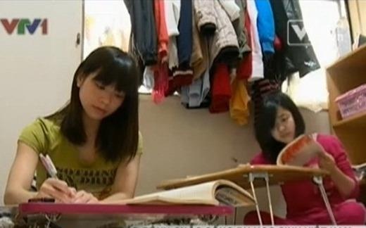 Noi kho khan cua du hoc sinh Viet Nam hinh anh