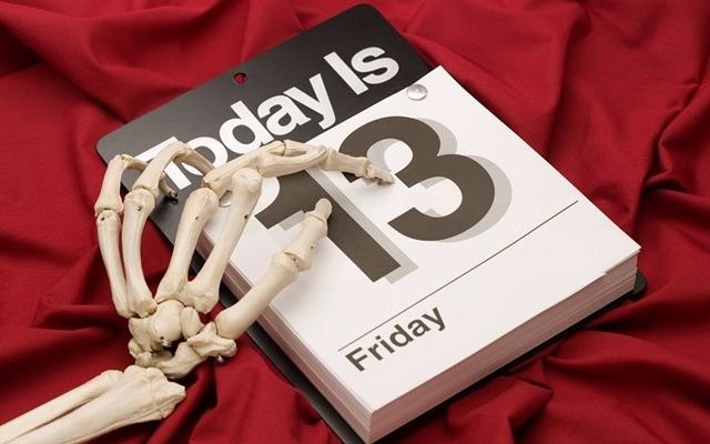 Hang chuc trieu nguoi tren the gioi rat so thu sau hinh anh