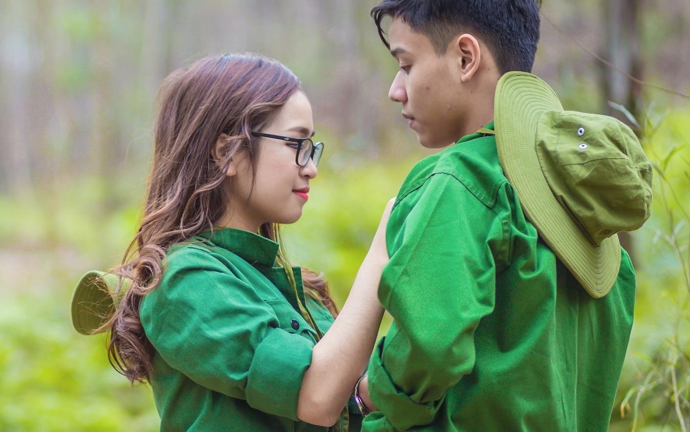 Hoc sinh Bac Giang chup anh ky yeu 'Chung toi la chien si' hinh anh