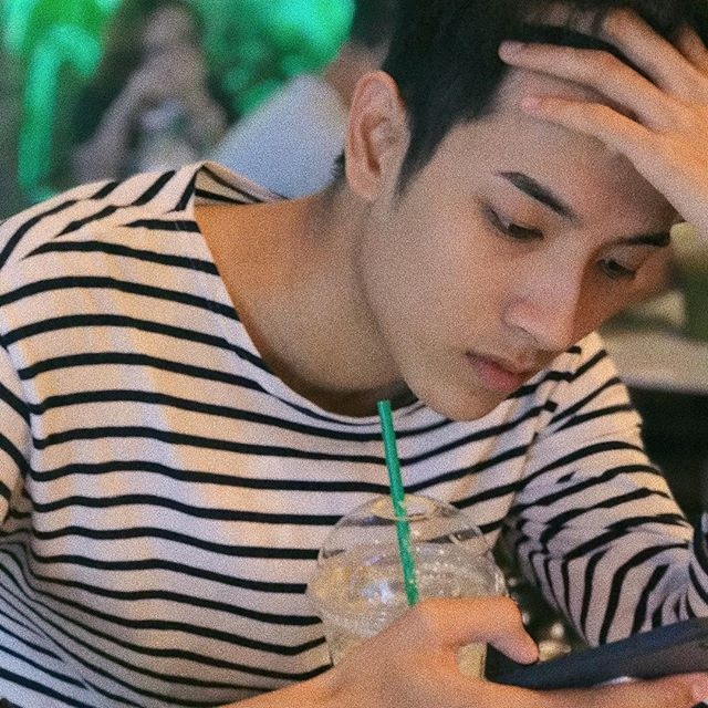 9X Việt giống Ngô Diệc Phàm ảnh 1 9X Viet giong Ngo Diec Pham anh 1