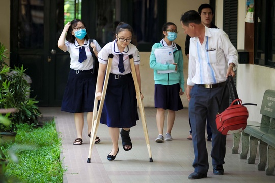 hinh anh cam dong trong ky thi THPT quoc gia 2017 anh 7