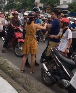 hành xử văn minh khi va chạm xe ảnh 2 hanh xu van minh khi va cham xe anh 2