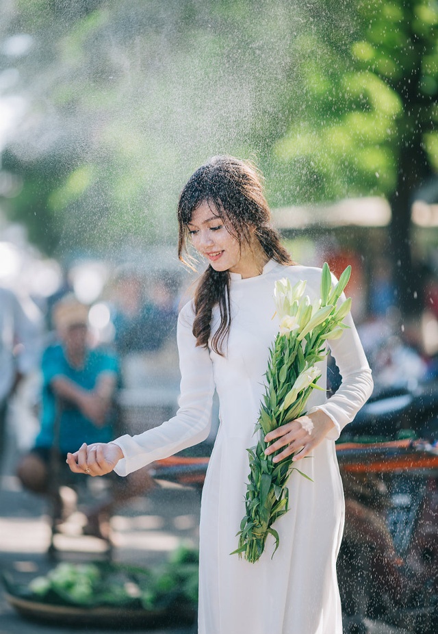 thieu nu ben ganh bun rong anh 3