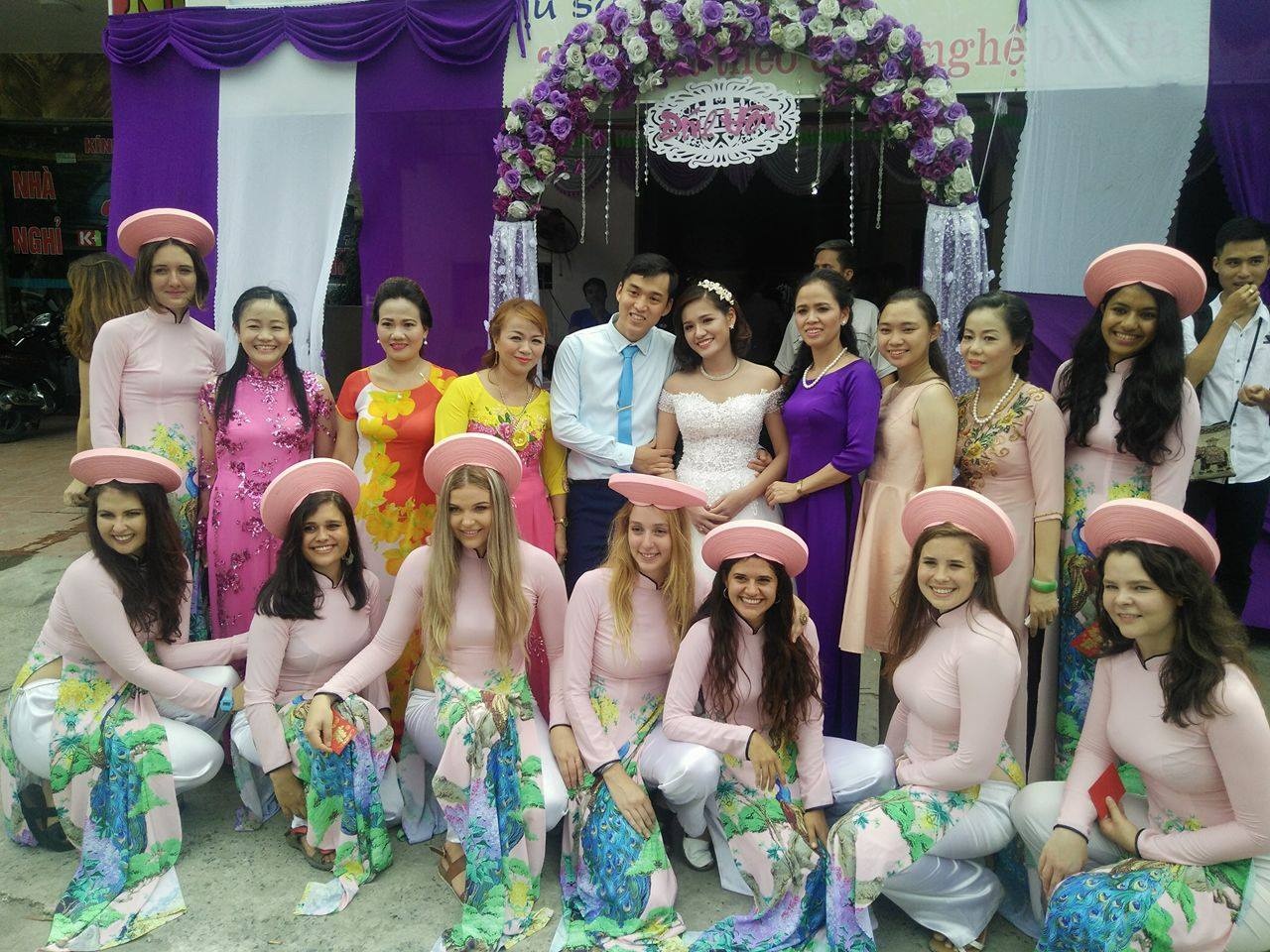 đám cưới toàn Tây ở Hải Phòng ảnh 1 dam cuoi toan Tay o Hai Phong anh 1