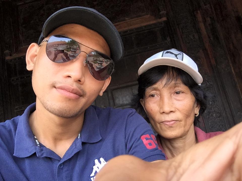 9X cùng mẹ đi xuyên Việt xúc động ảnh 4 9X cung me di xuyen Viet xuc dong anh 4