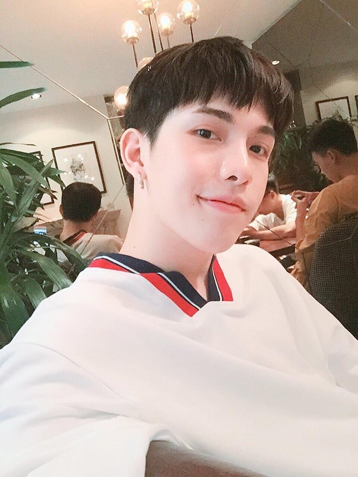 anh chàng bị nghi dao kéo vì quá đẹp trai ảnh 4 anh chang bi nghi dao keo vi qua dep trai anh 4