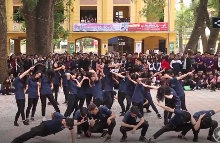 màn nhảy dân vũ độc đáo ảnh 2 man nhay dan vu doc dao anh 2