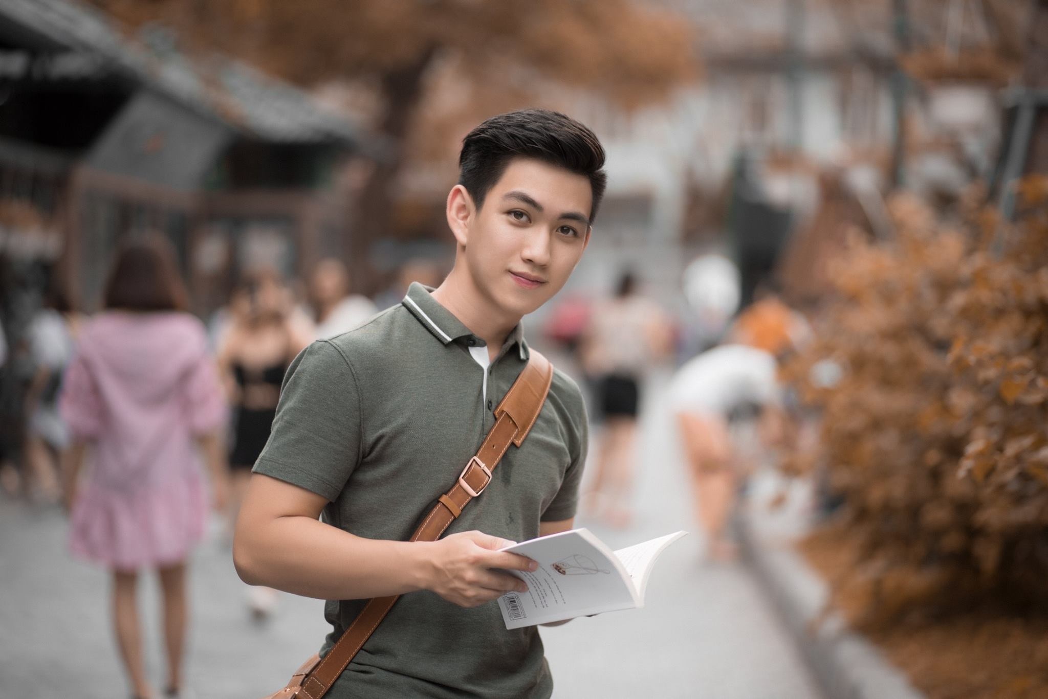 hot boy kinh te dam me nhiep anh anh 4