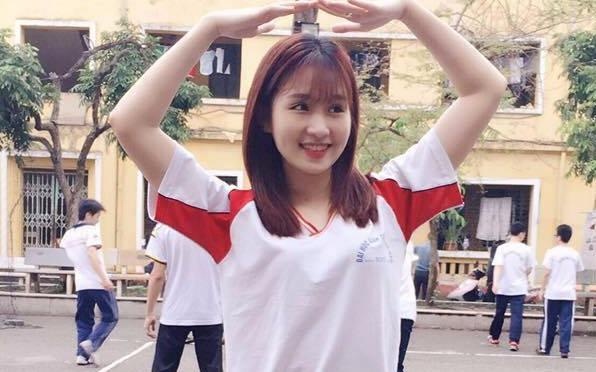 9X duoc goi la 'hot girl the duc' vi qua xinh dep trong gio hoc hinh anh