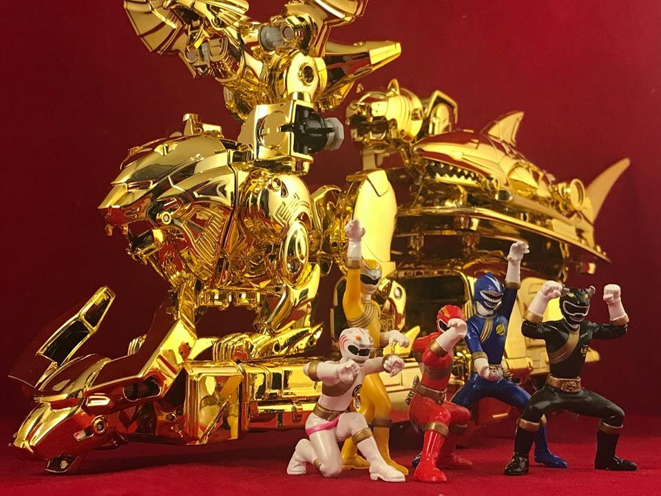 chàng trai sở hữu bộ siêu nhân Gao hàng trăm triệu ảnh 5 chang trai so huu bo sieu nhan Gao hang tram trieu anh 5