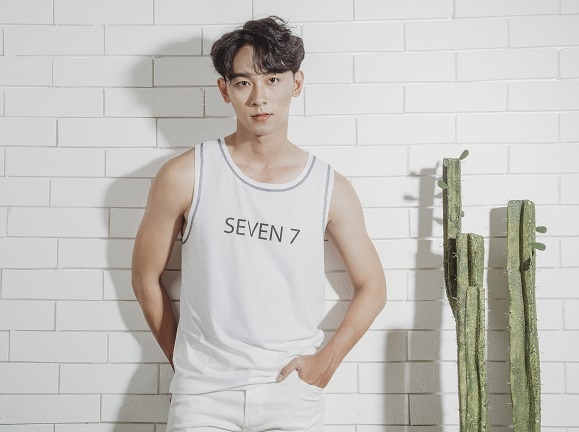 chang trai duoc Min cau hon anh 4