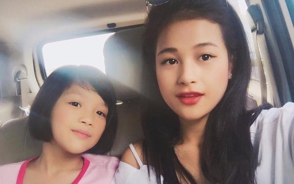 Man song ca 'Tuy am' hut dan mang cua Kieu Pham va em gai 10 tuoi hinh anh