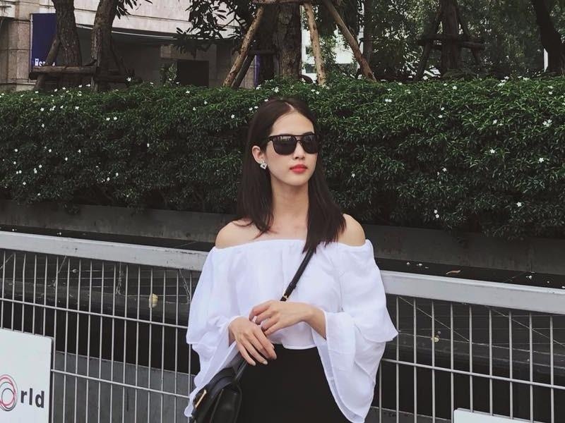 Ngoc Diep vui choi ben ban be hinh anh