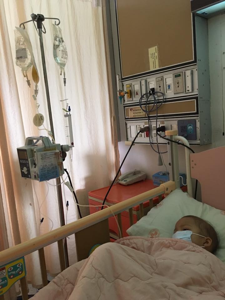 nguoi  me co con bi ung thu mau anh 2