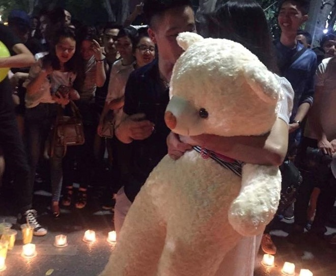 nhung man to tinh an tuong cua cac ban tre anh 6