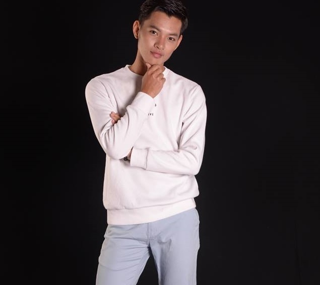 nam vuong duoc nhieu co gai theo duoi anh 4