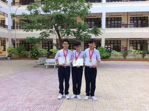 cậu học trò ước mơ phát triển ôtô ảnh 1 cau hoc tro uoc mo phat trien oto anh 1