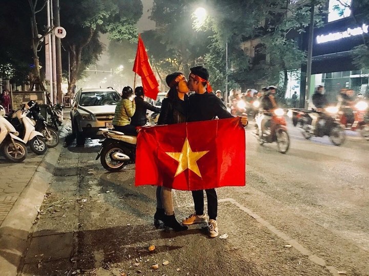 cách ăn mừng bá đạo của fna Việt Nam ảnh 9 cach an mung ba dao cua fna Viet Nam anh 9