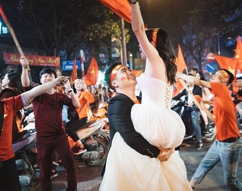 doi tre chup anh cuoi mung u23 chien thang anh 6