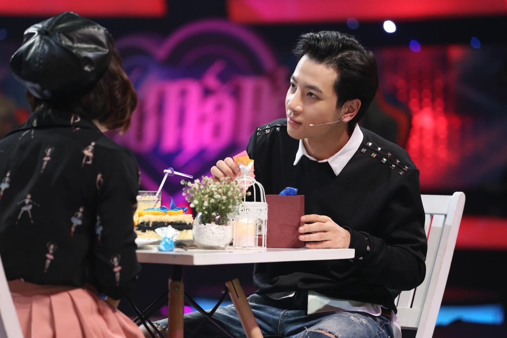 Phuong Vy tham gia 'Vi yeu ma den' hinh anh