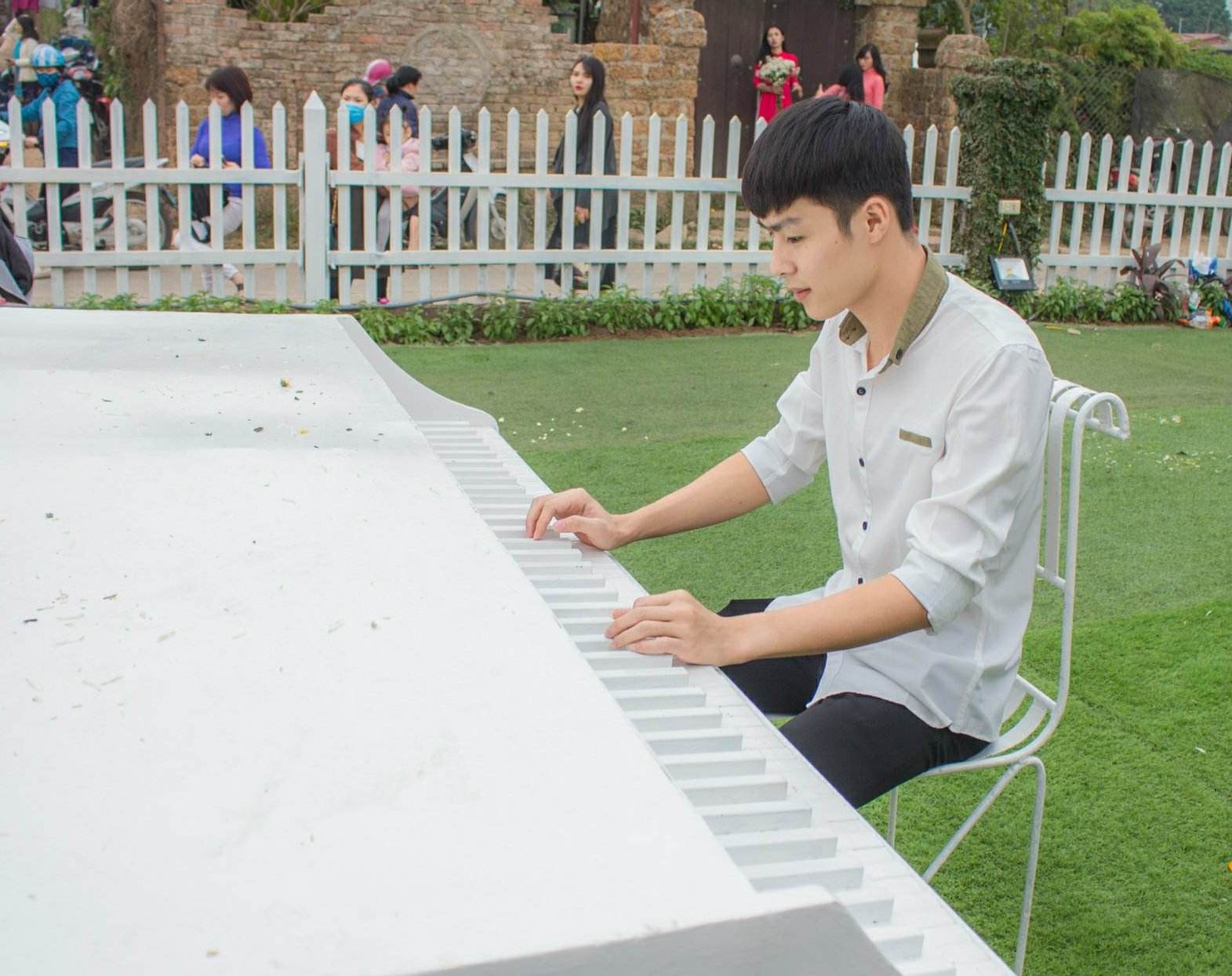 chàng công an điển trai dân mạng tìm kiếm ảnh 2 chang cong an dien trai dan mang tim kiem anh 2