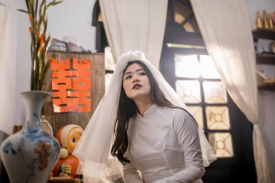 đôi trẻ làm clip tái hiện đám cưới bố mẹ ảnh 4 doi tre lam clip tai hien dam cuoi bo me anh 4