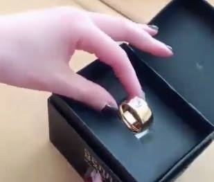 Mon qua 'khong tuong' ngay 8/3 hinh anh