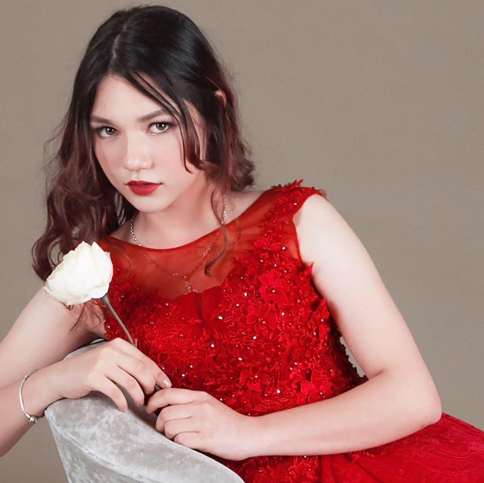 nu sinh truong Phan Dinh Phung anh 3