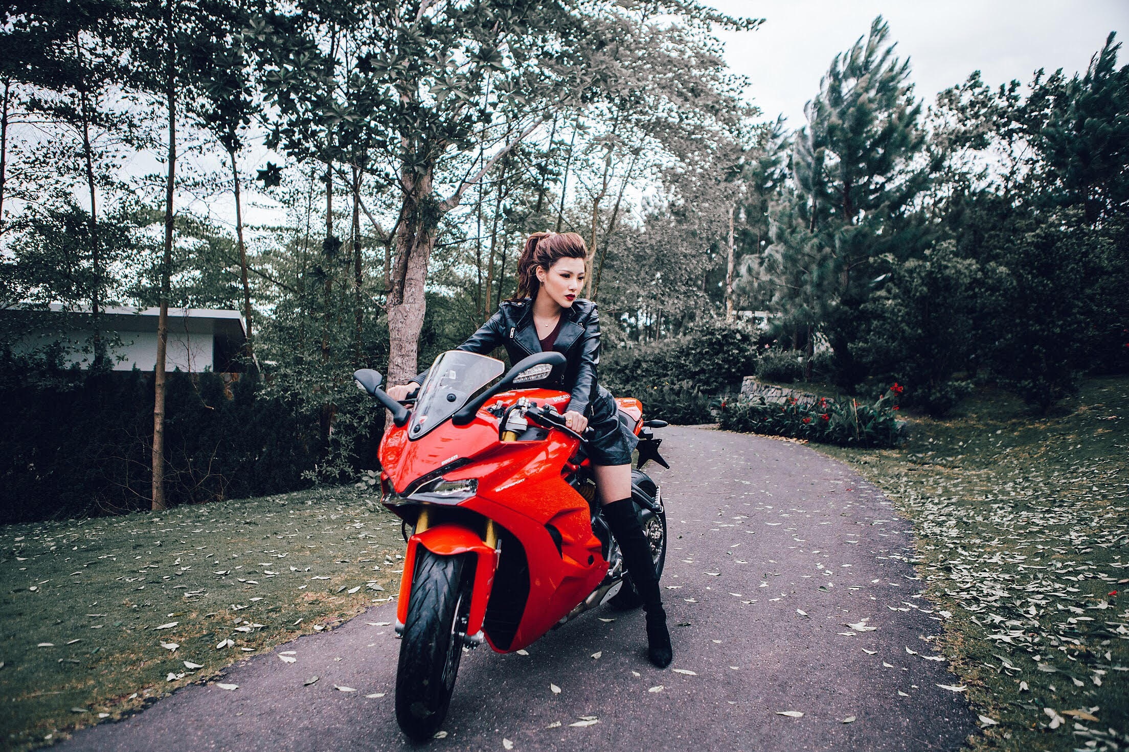 Anh cuoi ben xe phan khoi lon anh 6