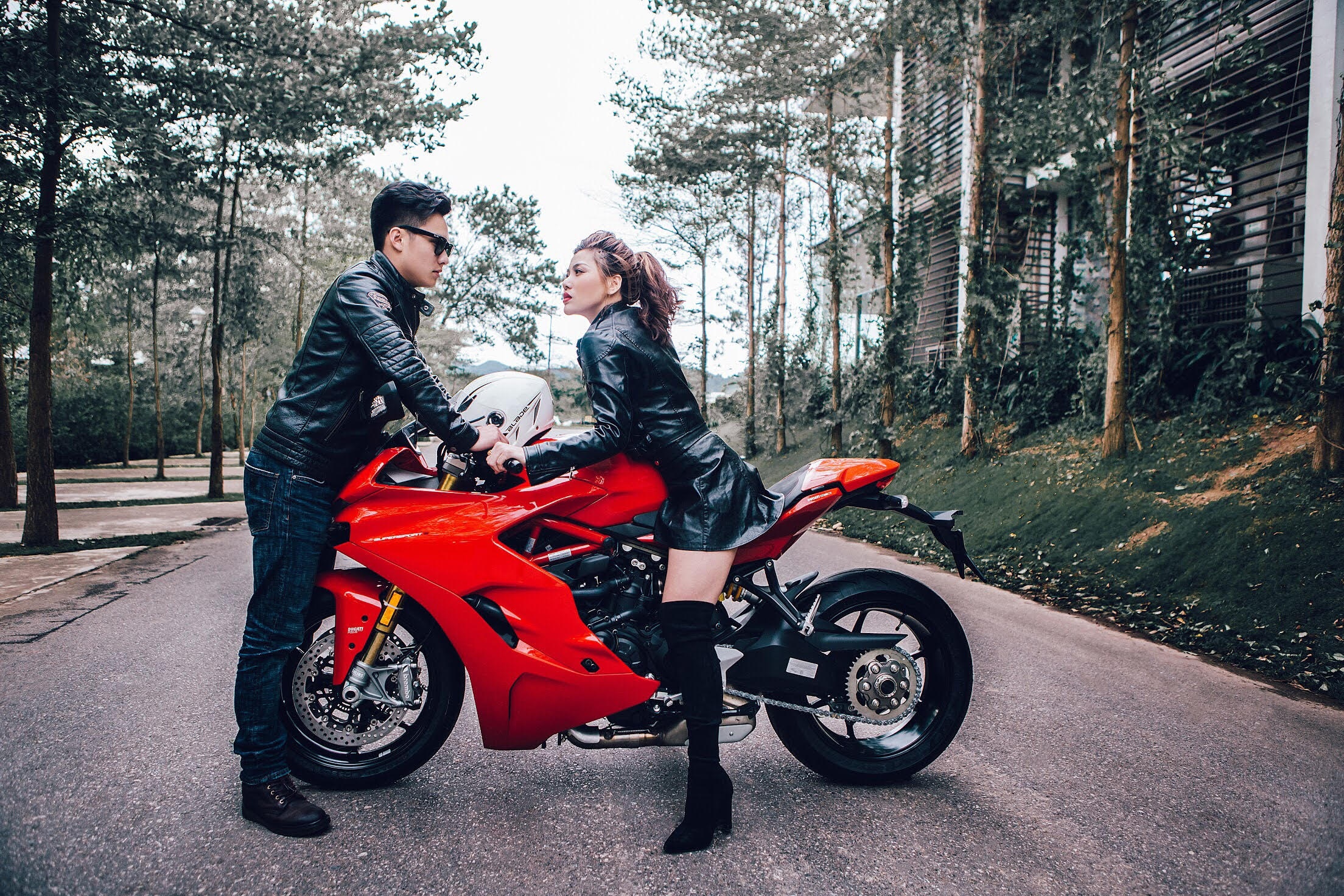 Anh cuoi ben xe phan khoi lon anh 7